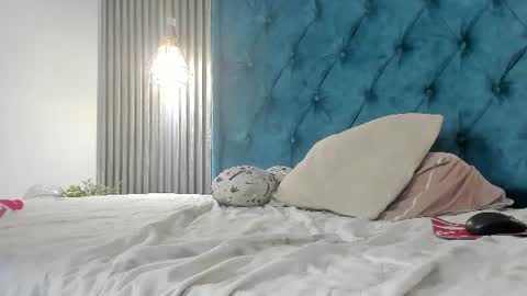 CRISTAL online show from August 10, 3:24 pm