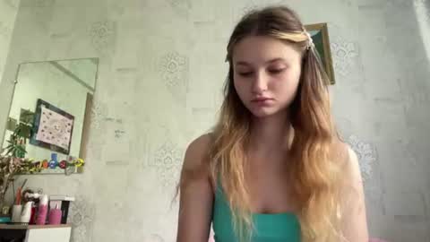 Helen online show from July 30, 5:59 am