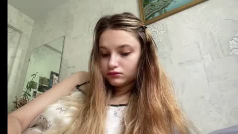 Helen online show from August 2, 8:43 am