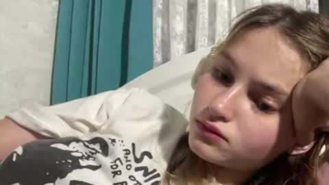 Helen online show from August 9, 7:26 pm