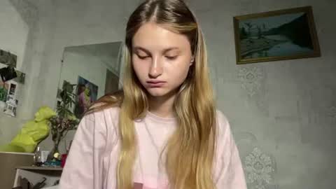 Helen online show from August 16, 5:50 pm