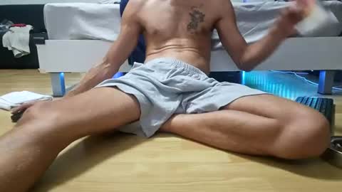 crzcrz online show from August 4, 7:11 pm