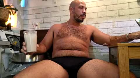 cubanboyxl online show from July 31, 6:46 pm