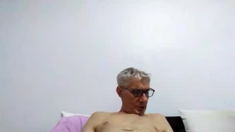 BIG UNCUT HARD COCK online show from August 15, 5:33 am