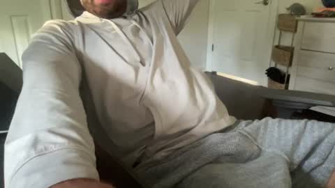 cuckgriff23 online show from August 4, 2:47 pm
