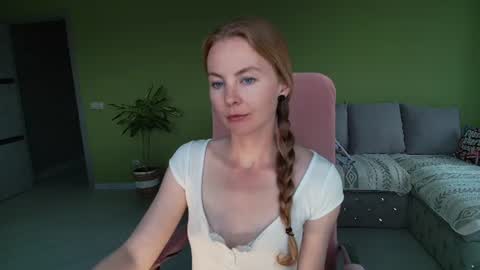 Alexia online show from July 2, 1:56 pm