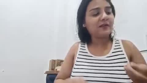 cuddlemuffins online show from August 13, 10:07 am