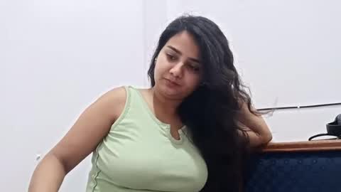 cuddlemuffins online show from August 14, 8:51 am
