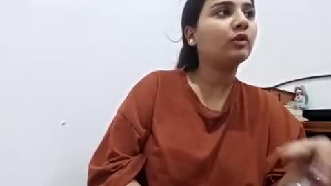 cuddlemuffins online show from August 15, 4:55 pm
