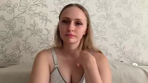 Lina3 online show from July 16, 7:42 am