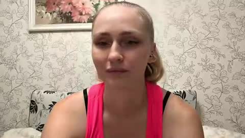 Lina3 online show from August 13, 9:40 pm
