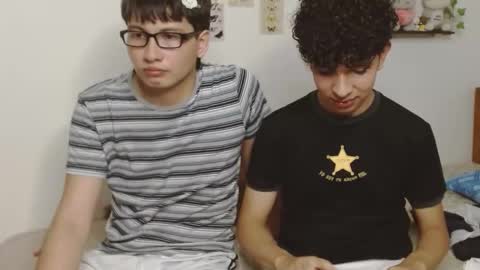 cuddly_and_jinx online show from March 1, 8:49 pm