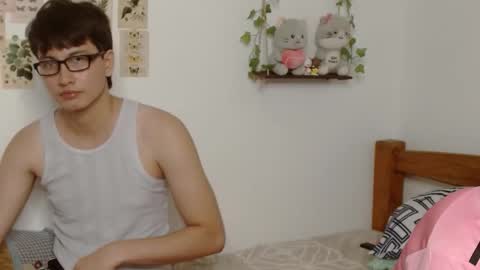cuddly_and_jinx online show from March 4, 8:49 pm