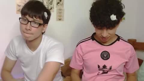 cuddly_and_jinx online show from March 8, 8:59 pm