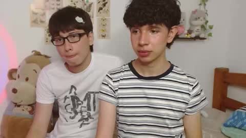 cuddly_and_jinx online show from March 14, 3:29 pm
