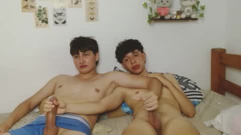 cuddly_and_jinx online show from March 21, 11:19 pm