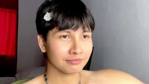 cuddly_and_jinx online show from March 29, 12:35 pm