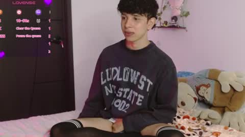 Cuddly online show from July 18, 4:08 pm