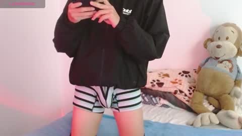 Cuddly online show from August 14, 3:43 am