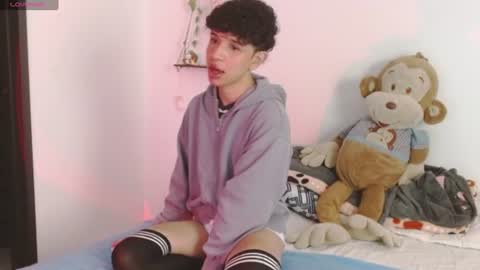 Cuddly online show from August 17, 5:23 am