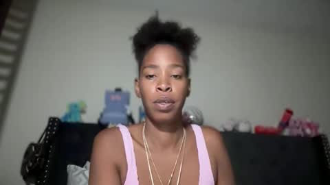 cum2charmxx online show from May 24, 11:35 am