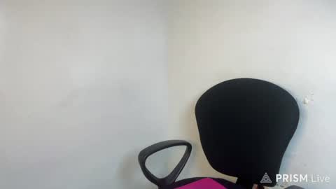 Lisa online show from August 9, 8:26 am