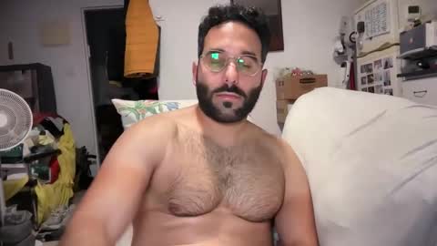 Cuman online show from March 22, 2:26 am