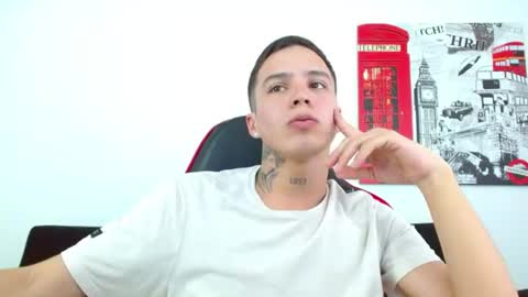 cumandres online show from July 25, 7:29 pm