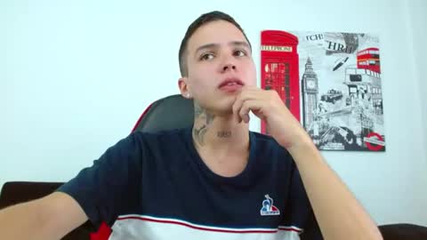 cumandres online show from August 1, 5:52 pm