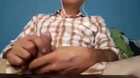 cumbian_chero online show from August 4, 7:44 pm