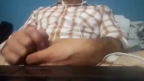 cumbian_chero online show from August 5, 5:49 am