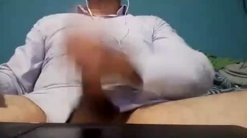 cumbian_chero online show from August 7, 11:38 pm