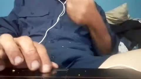 cumbian_chero online show from August 12, 4:26 am