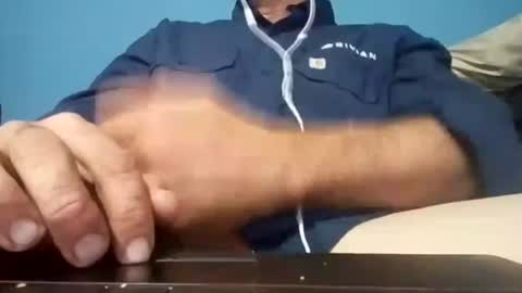 cumbian_chero online show from August 12, 5:32 am