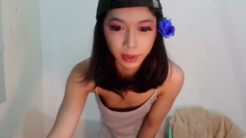 Ayahs Cum online show from August 9, 9:54 am