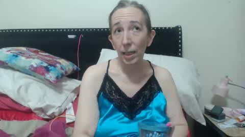 CumInBeth online show from May 2, 11:31 pm