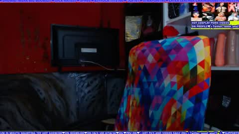 cuminmenowbby online show from August 7, 7:25 pm