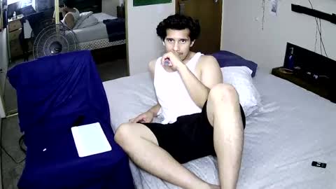 cumminyo420 online show from August 1, 9:48 am