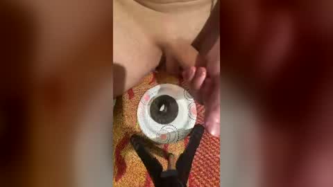cumonyourtreats online show from September 10, 6:40 pm