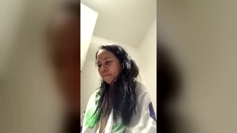 Lizly online show from July 18, 5:03 pm