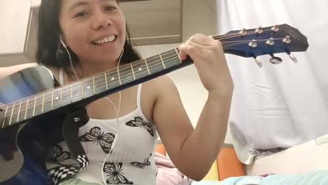 Lizly online show from July 25, 2:54 pm