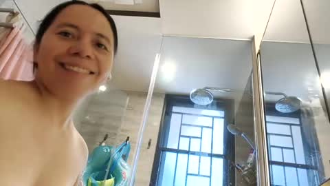 Lizly online show from August 7, 8:36 am