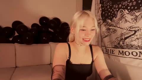 cupcakesoul online show from July 20, 6:33 pm