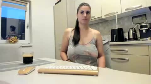 maria  alex online show from July 6, 2:26 am