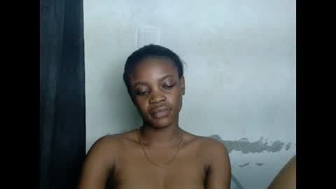 cupxcakex online show from August 6, 10:03 am