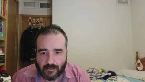 curiosillo1983 online show from August 4, 9:12 pm