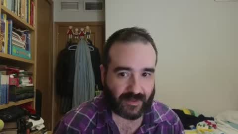 curiosillo1983 online show from August 7, 7:25 pm