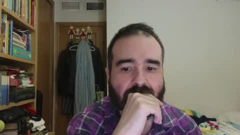 curiosillo1983 online show from August 7, 8:31 pm