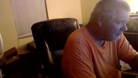 curious1001 online show from July 22, 8:39 am