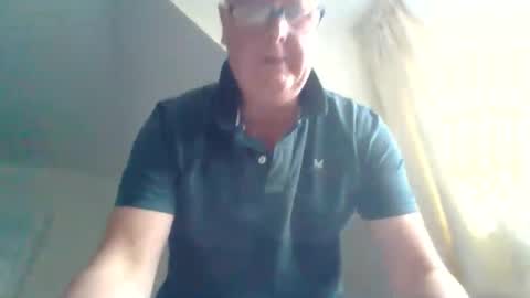 curiousax77 online show from April 14, 10:01 am